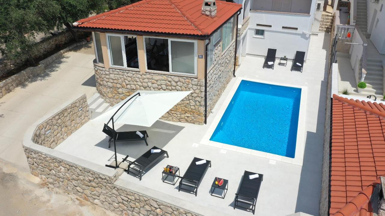 Apartment Vegas Novalja Ngoại thất bức ảnh