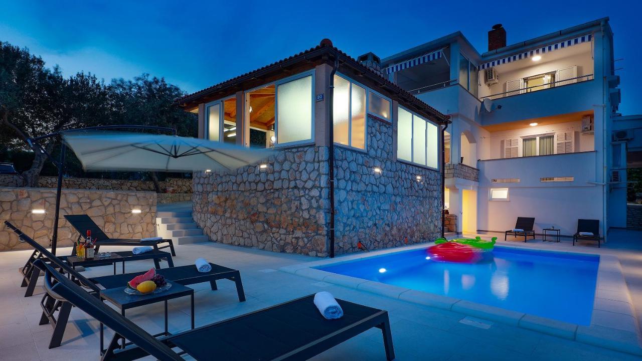Apartment Vegas Novalja Ngoại thất bức ảnh