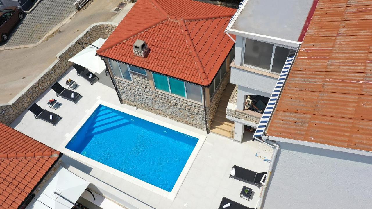 Apartment Vegas Novalja Ngoại thất bức ảnh