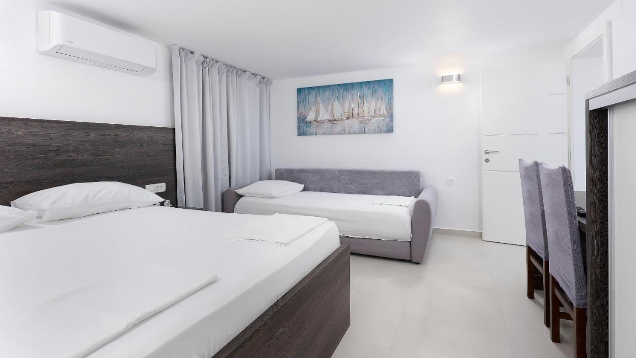 Apartment Vegas Novalja Ngoại thất bức ảnh