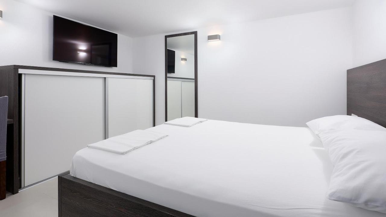 Apartment Vegas Novalja Ngoại thất bức ảnh