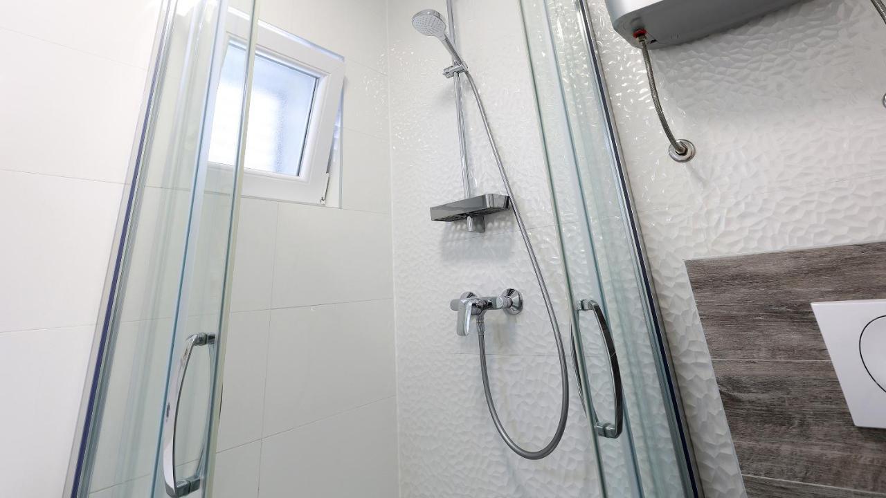 Apartment Vegas Novalja Ngoại thất bức ảnh